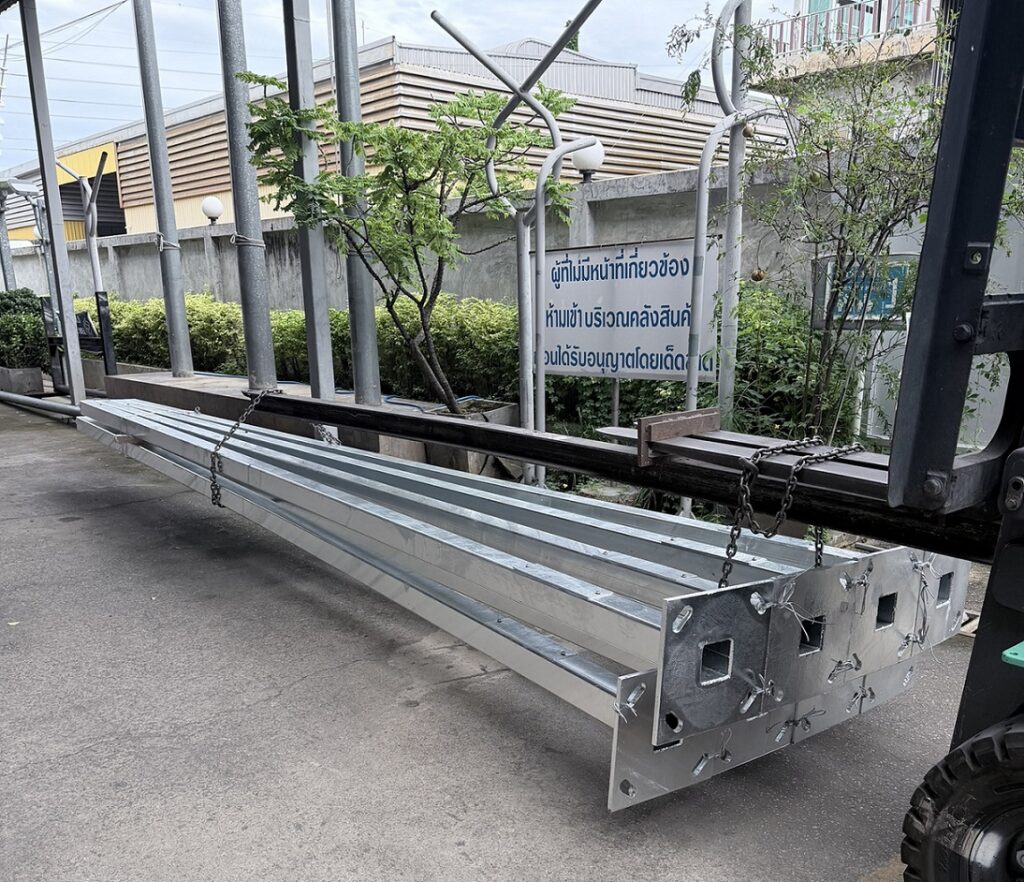 เสาไฟเหลี่ยม 4×4″